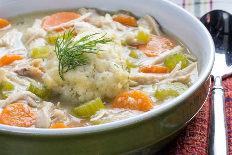 Old Fashioned Chicken & Dumplings